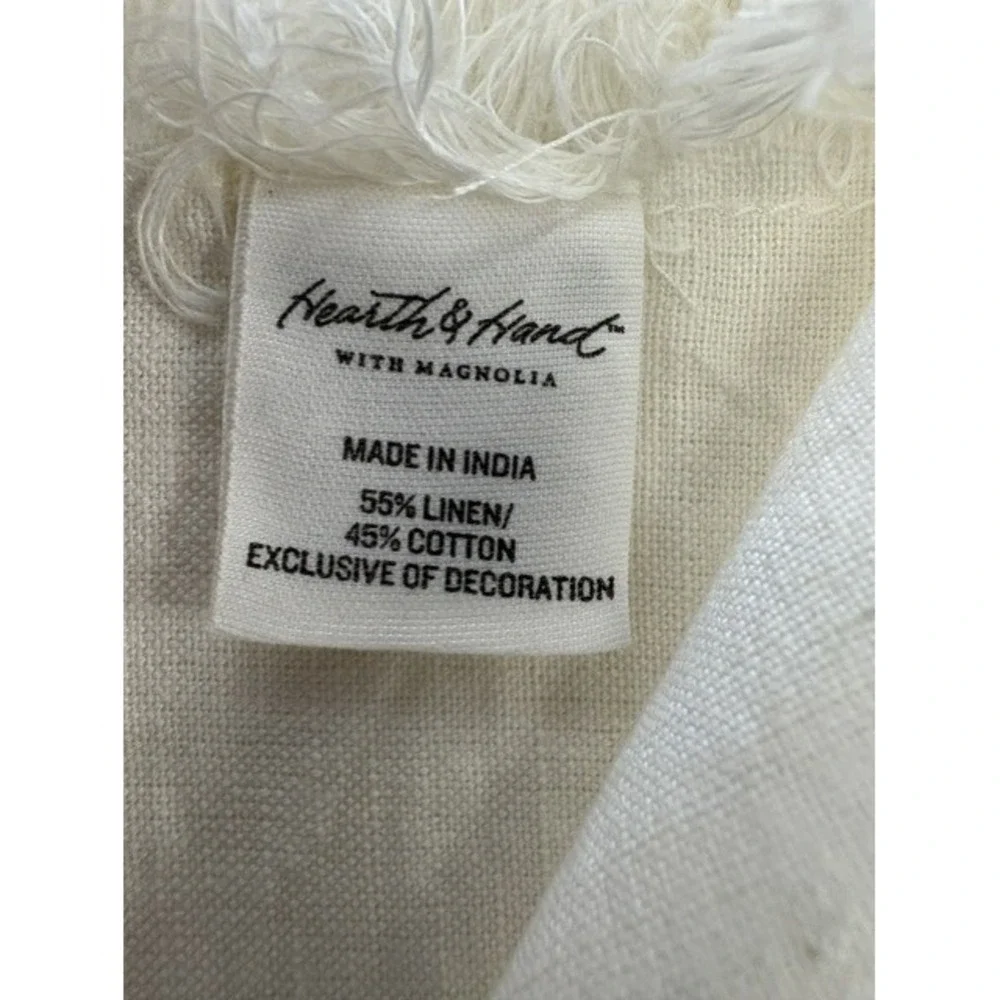Hearth & Hand Magnolia Set of 4 Linen Blend Coral Embroidered Napkins Cream